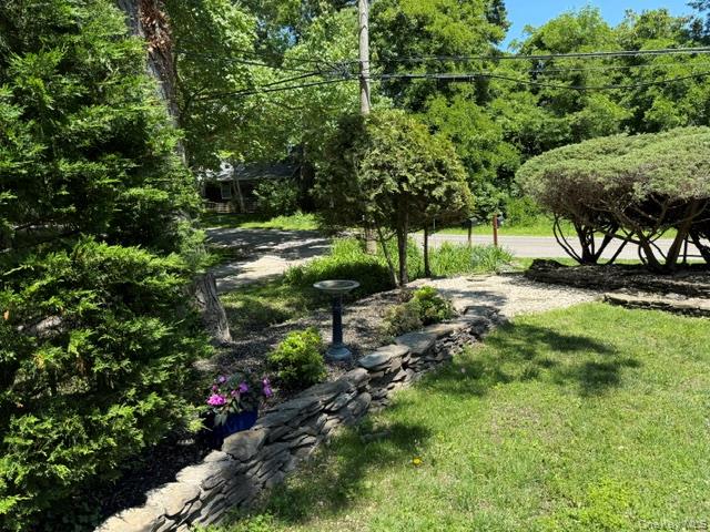 25 Miami Avenue, Peconic, NY 11958
