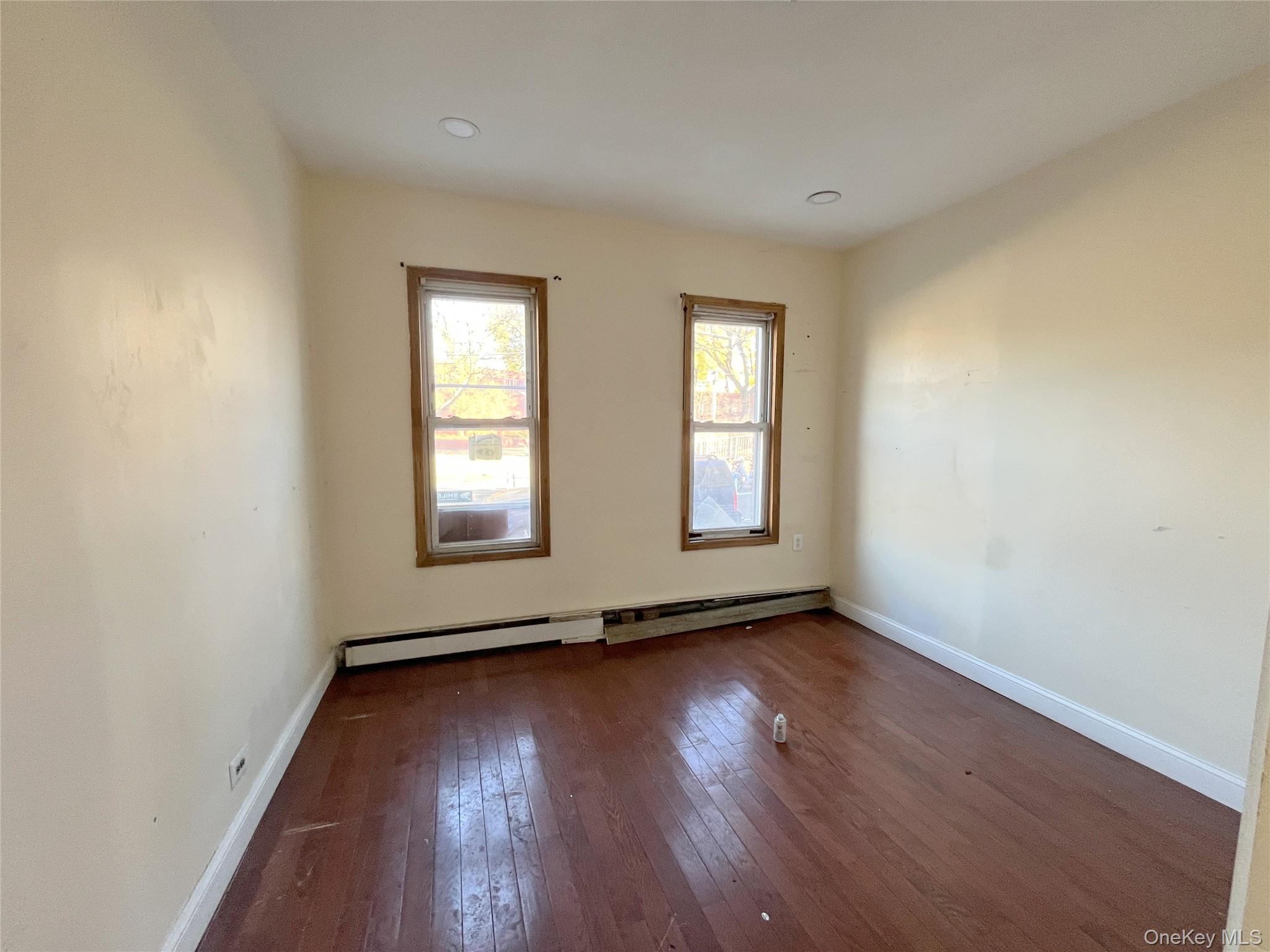 6040 55th Drive, Maspeth, NY 11378