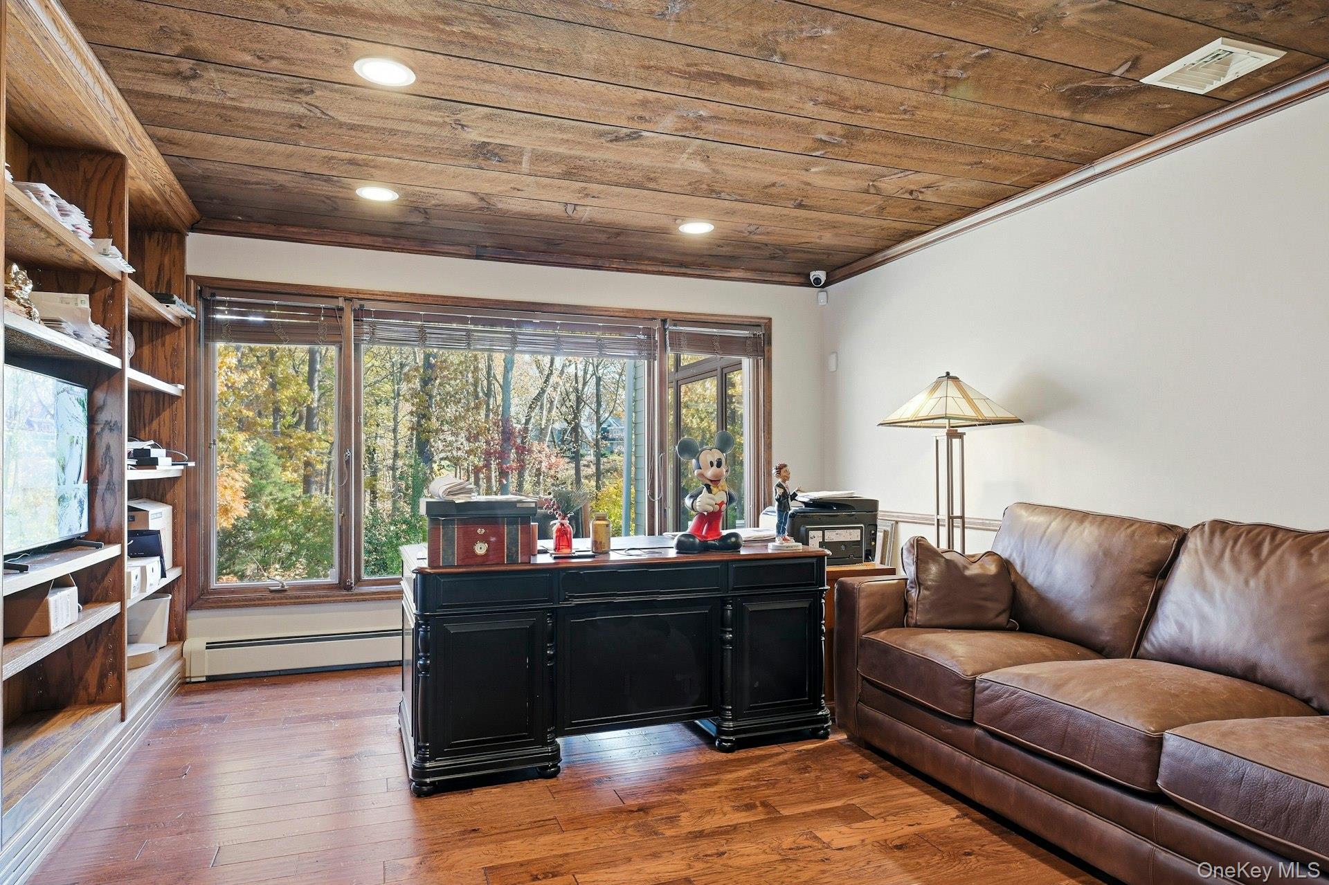 5 Mallard Drive, Lloyd Harbor, NY 11743