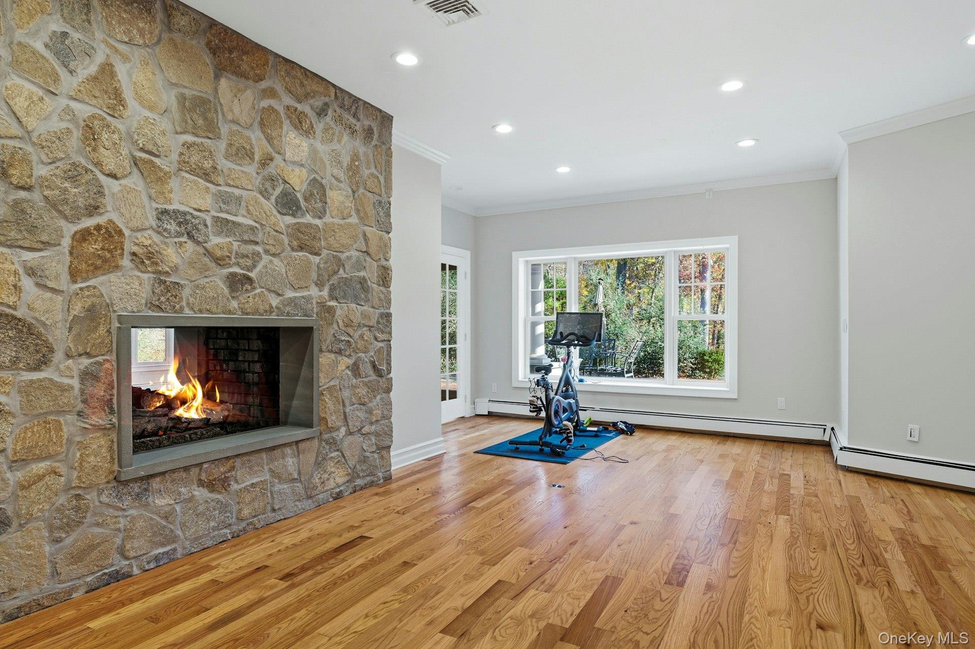 5 Mallard Drive, Lloyd Harbor, NY 11743