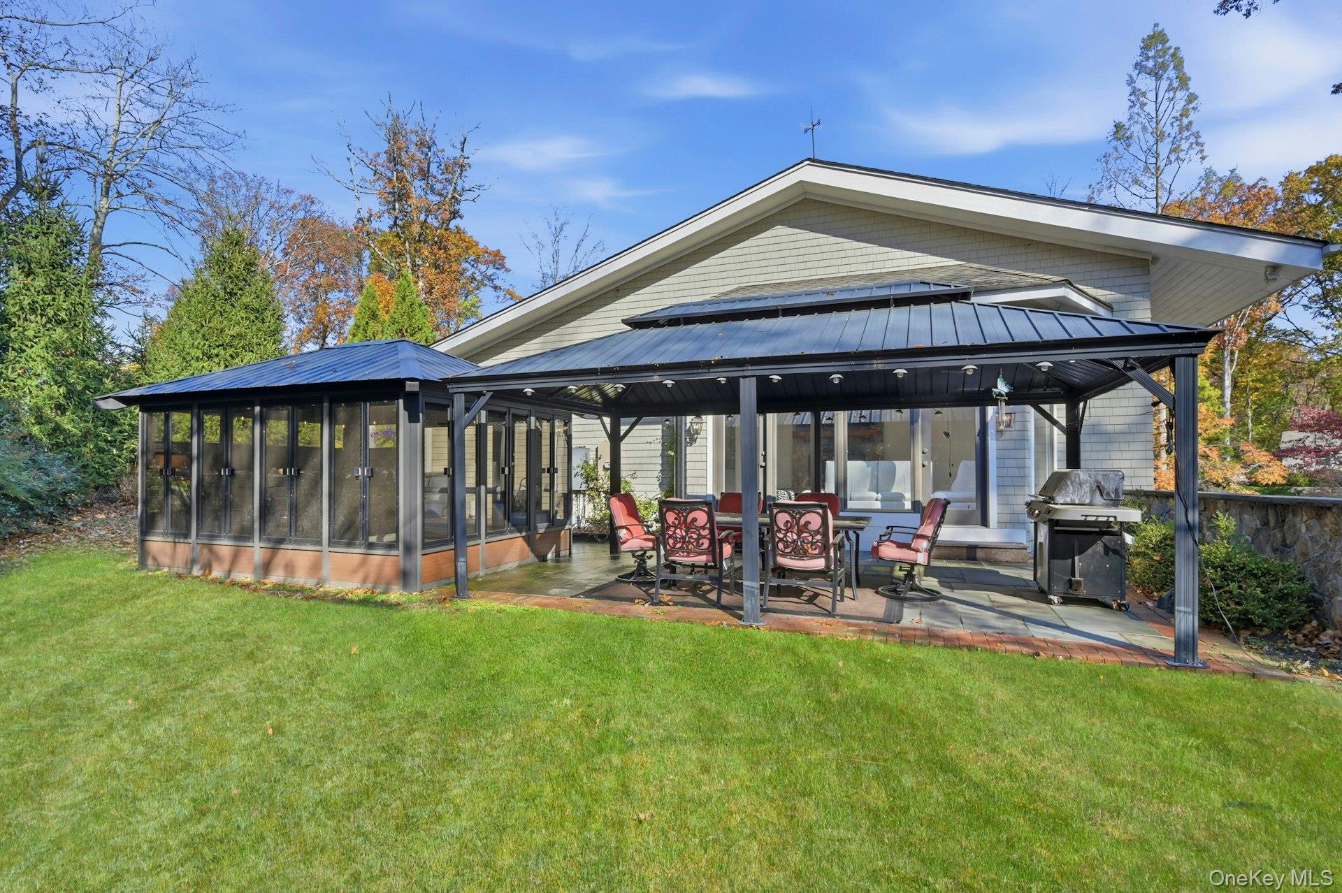 5 Mallard Drive, Lloyd Harbor, NY 11743