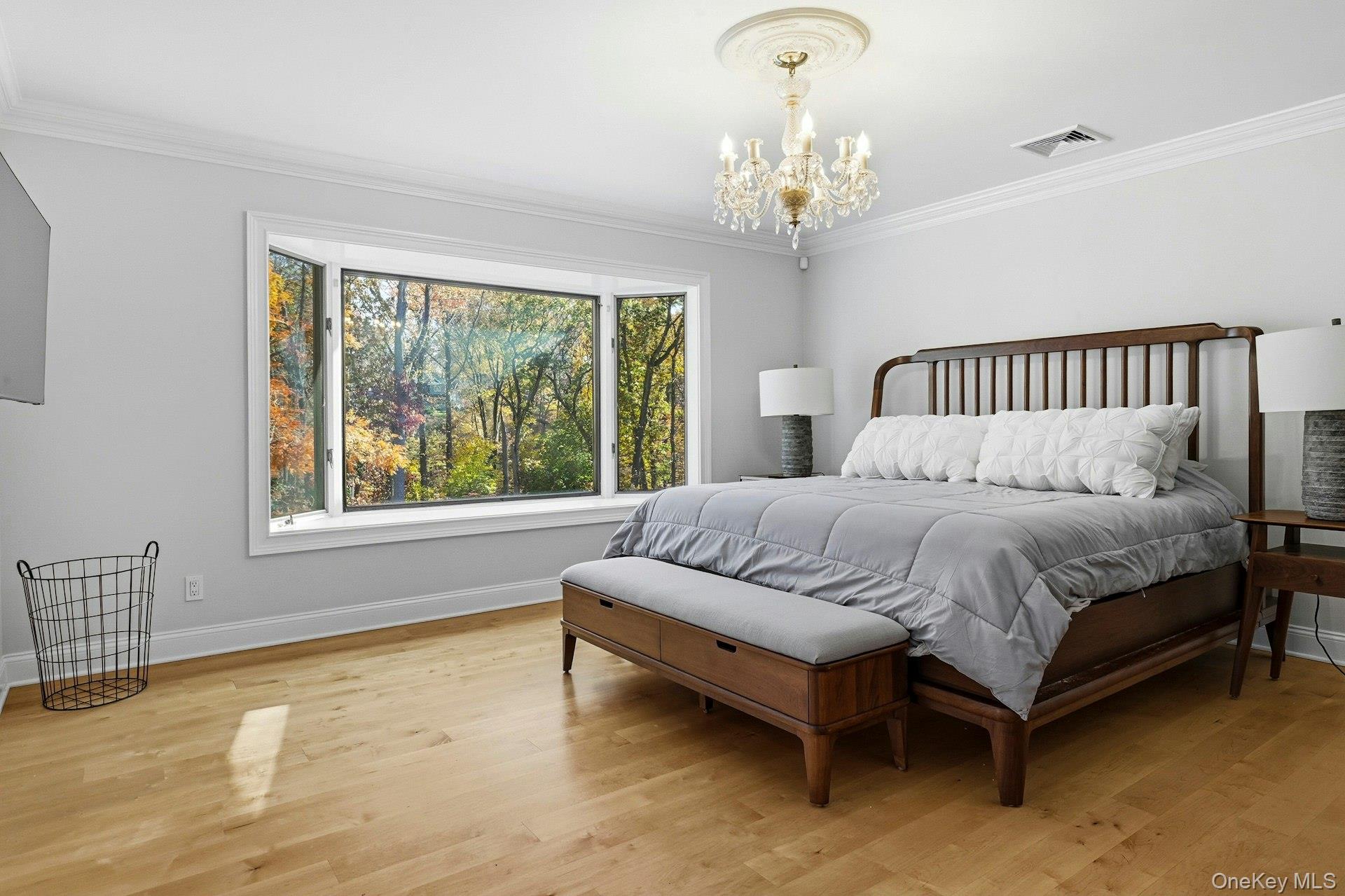 5 Mallard Drive, Lloyd Harbor, NY 11743