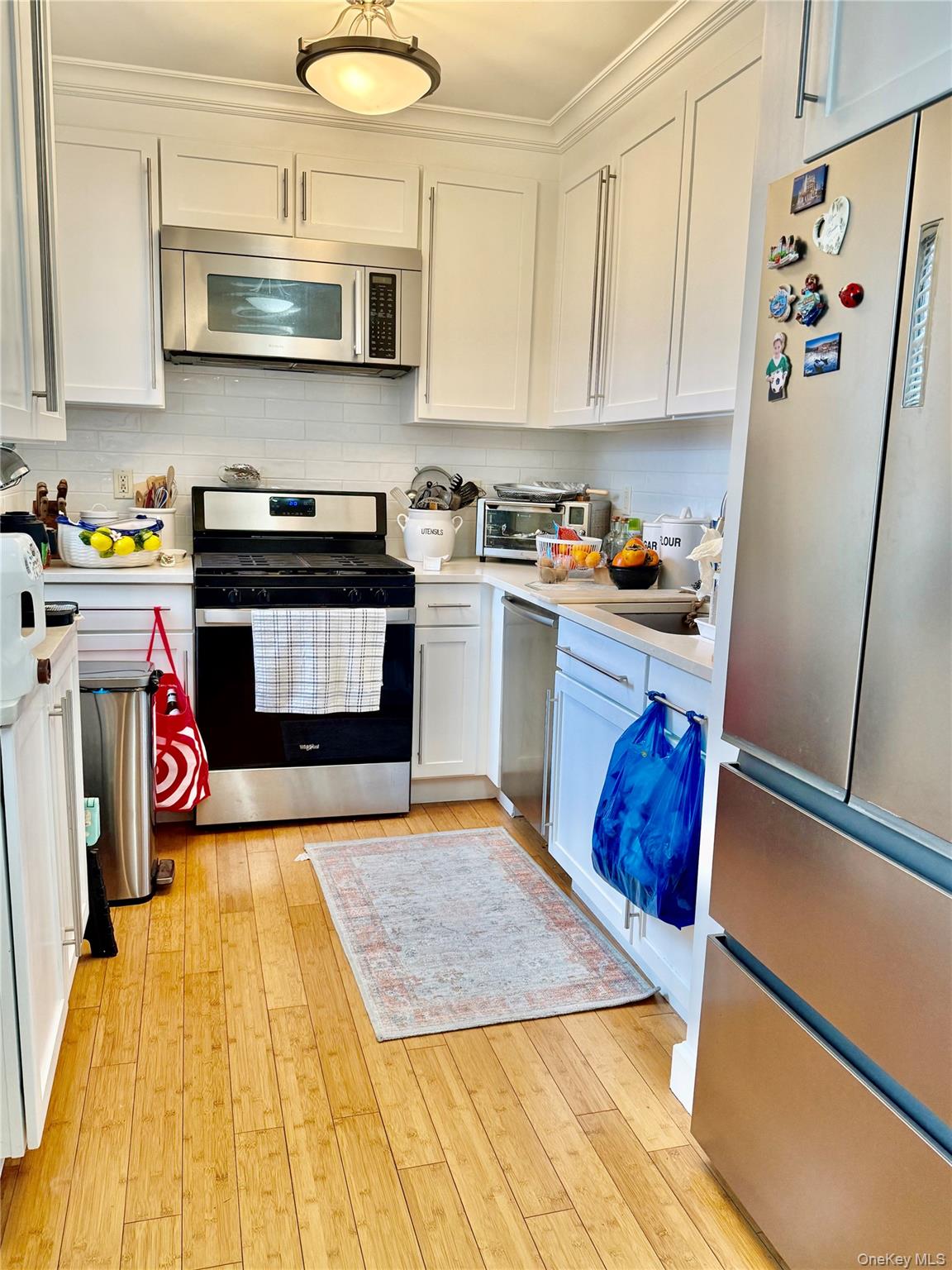 75 S middle neck # 4H, Great Neck, NY 11021