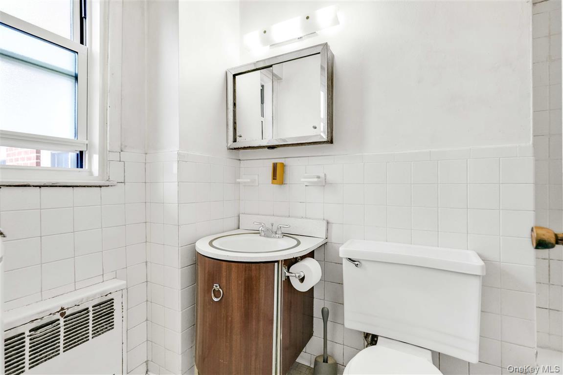 77 E 12 Street # 17K, New York (Manhattan), NY 10003