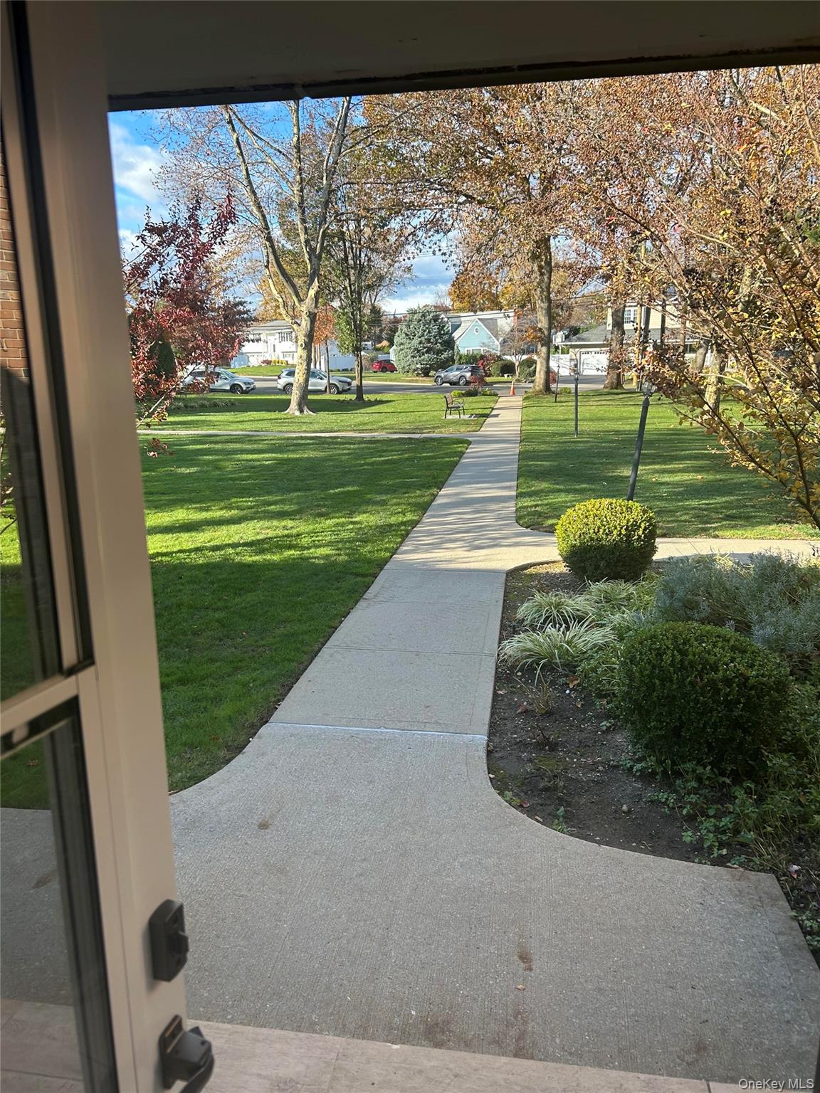 96 Jervis Avenue # 96, Farmingdale, NY 11735