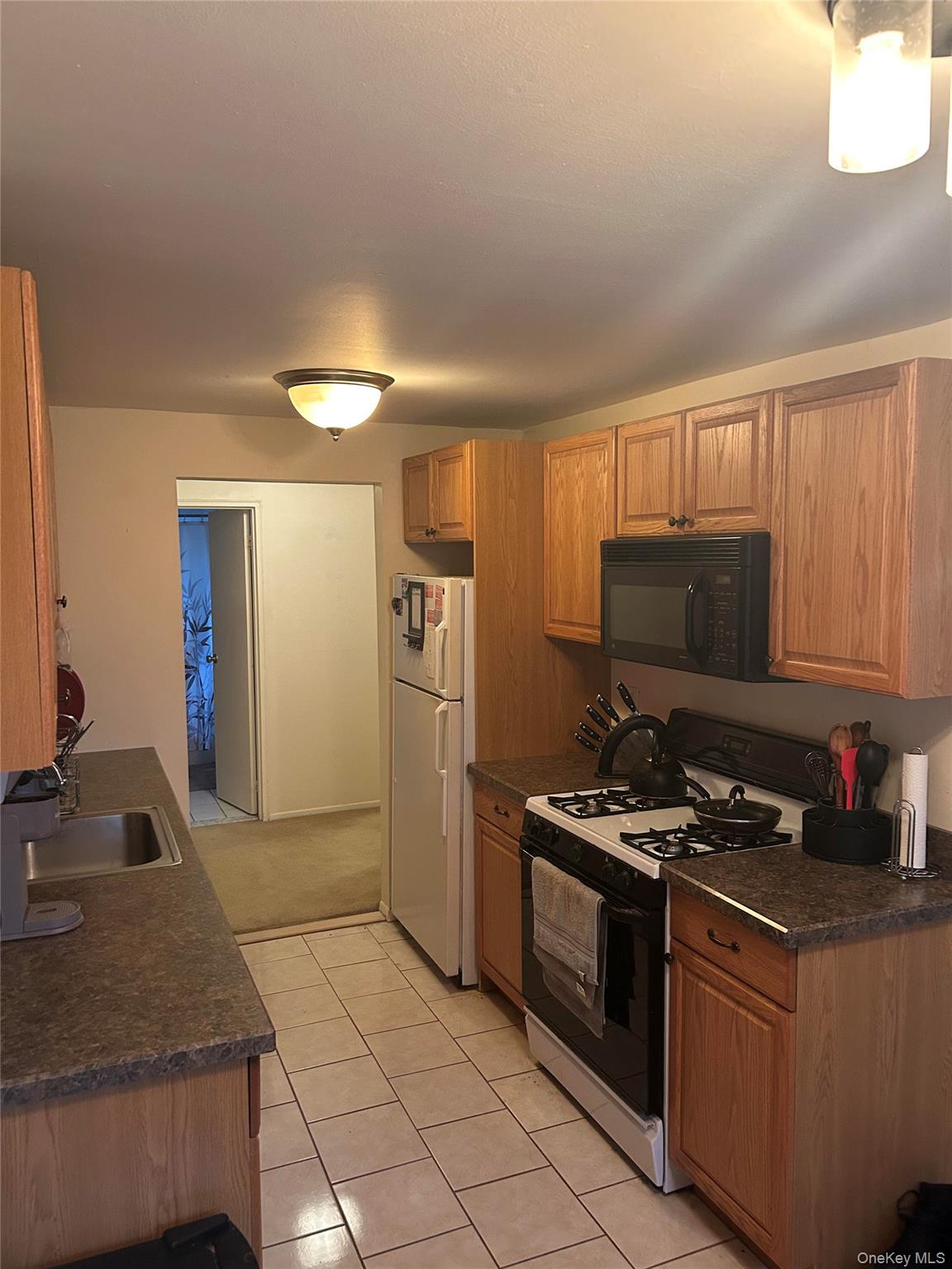 96 Jervis Avenue # 96, Farmingdale, NY 11735