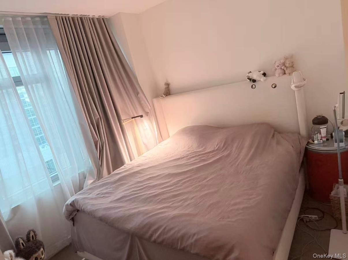 13327 39th Avenue # 11S, Flushing, NY 11354