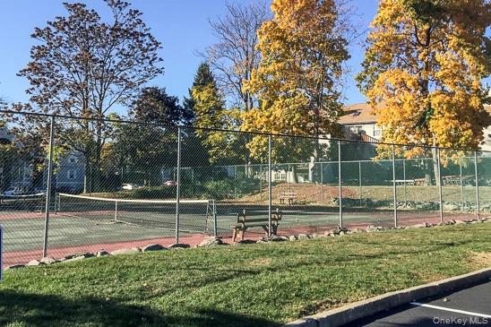 1067 Washington Green, New Windsor, NY 12553