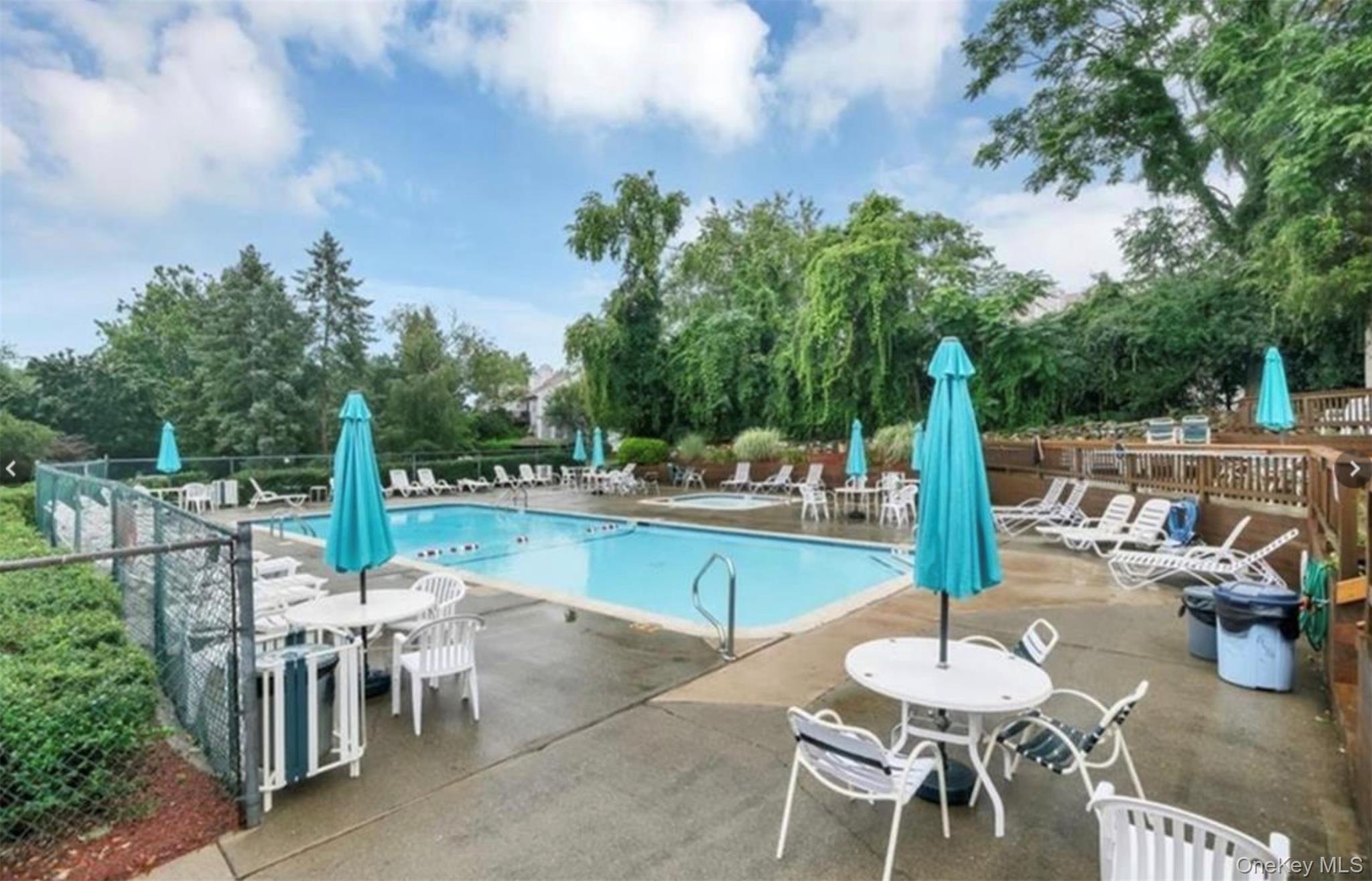 1067 Washington Green, New Windsor, NY 12553