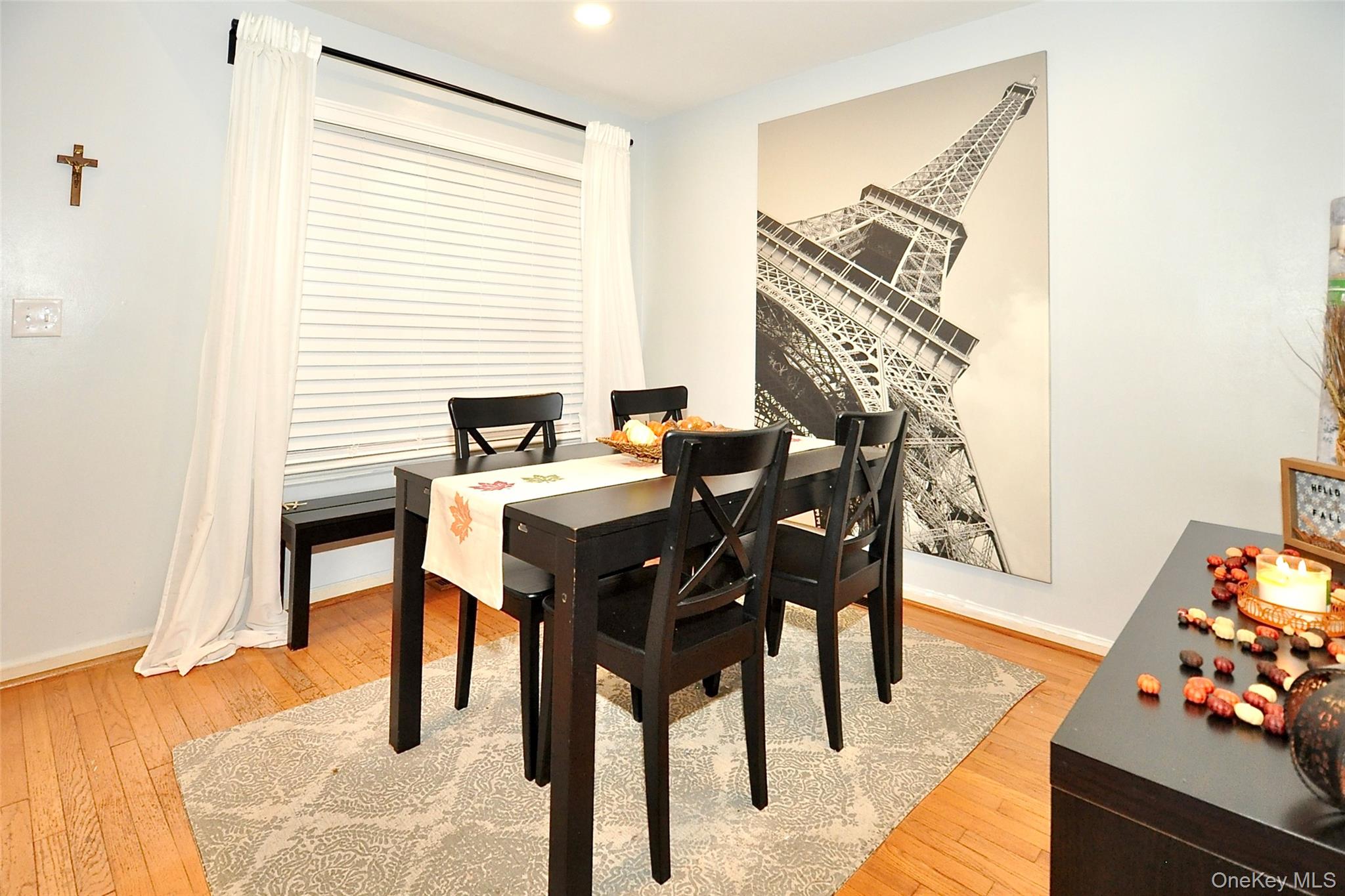 1067 Washington Green, New Windsor, NY 12553