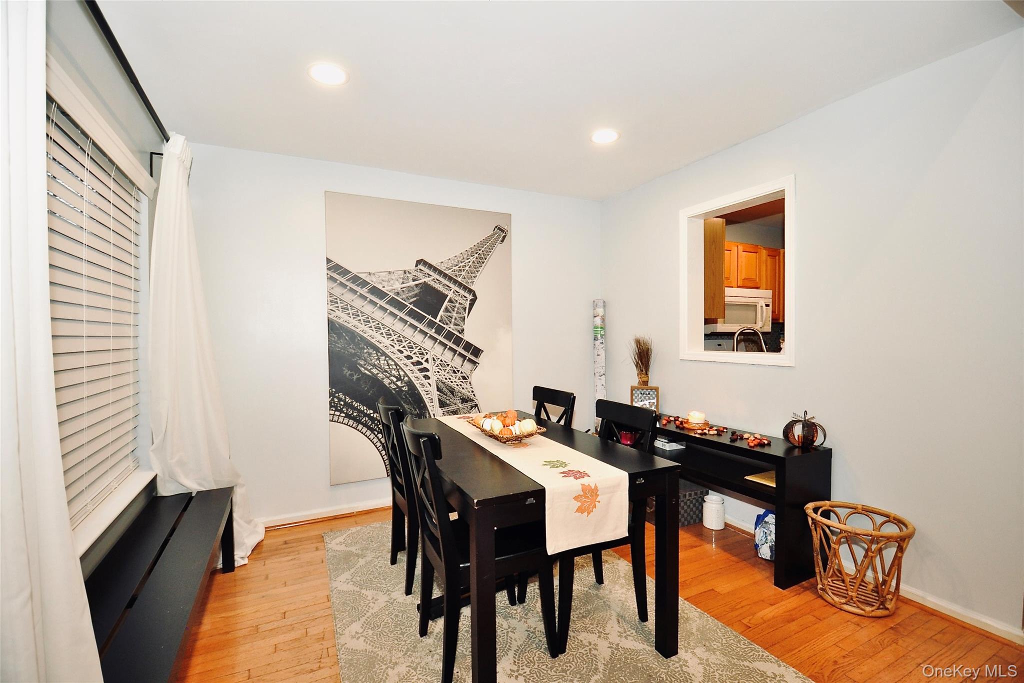 1067 Washington Green, New Windsor, NY 12553