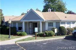 1067 Washington Green, New Windsor, NY 12553