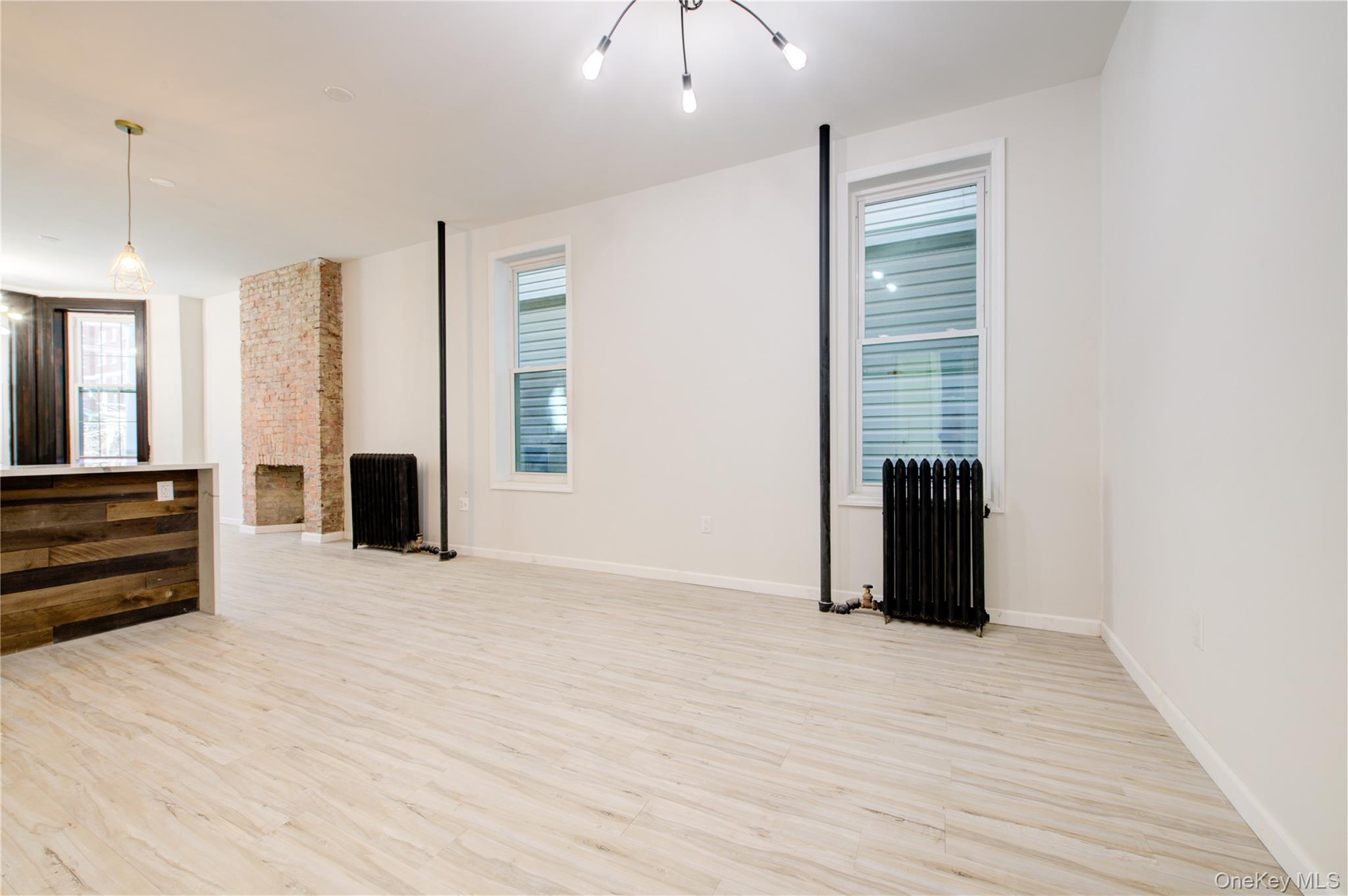 330 E 198th Street, Bronx, NY 10458