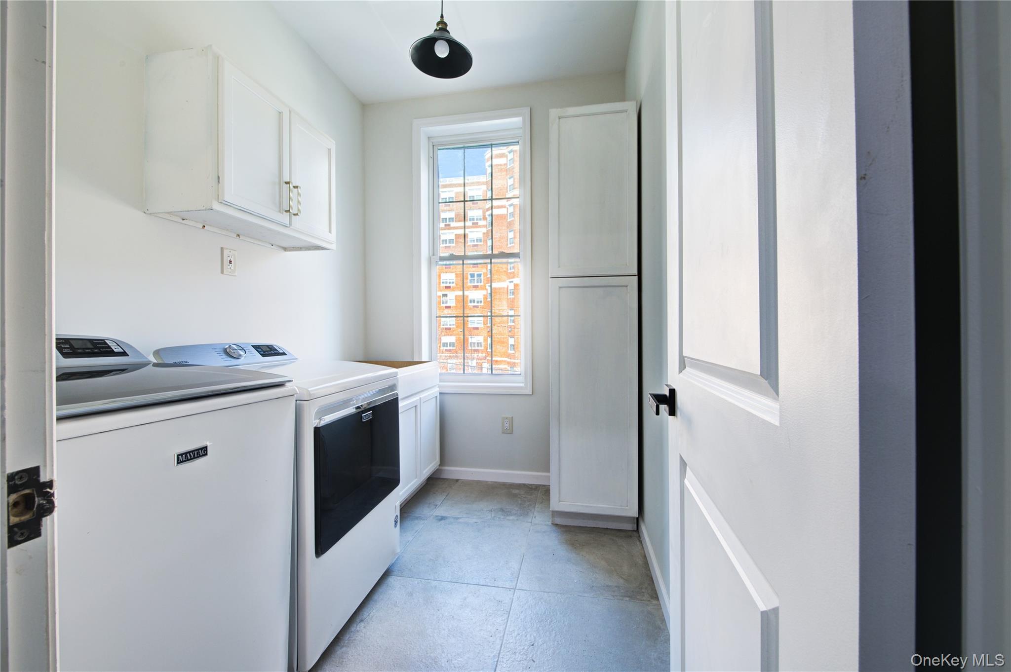 330 E 198th Street, Bronx, NY 10458