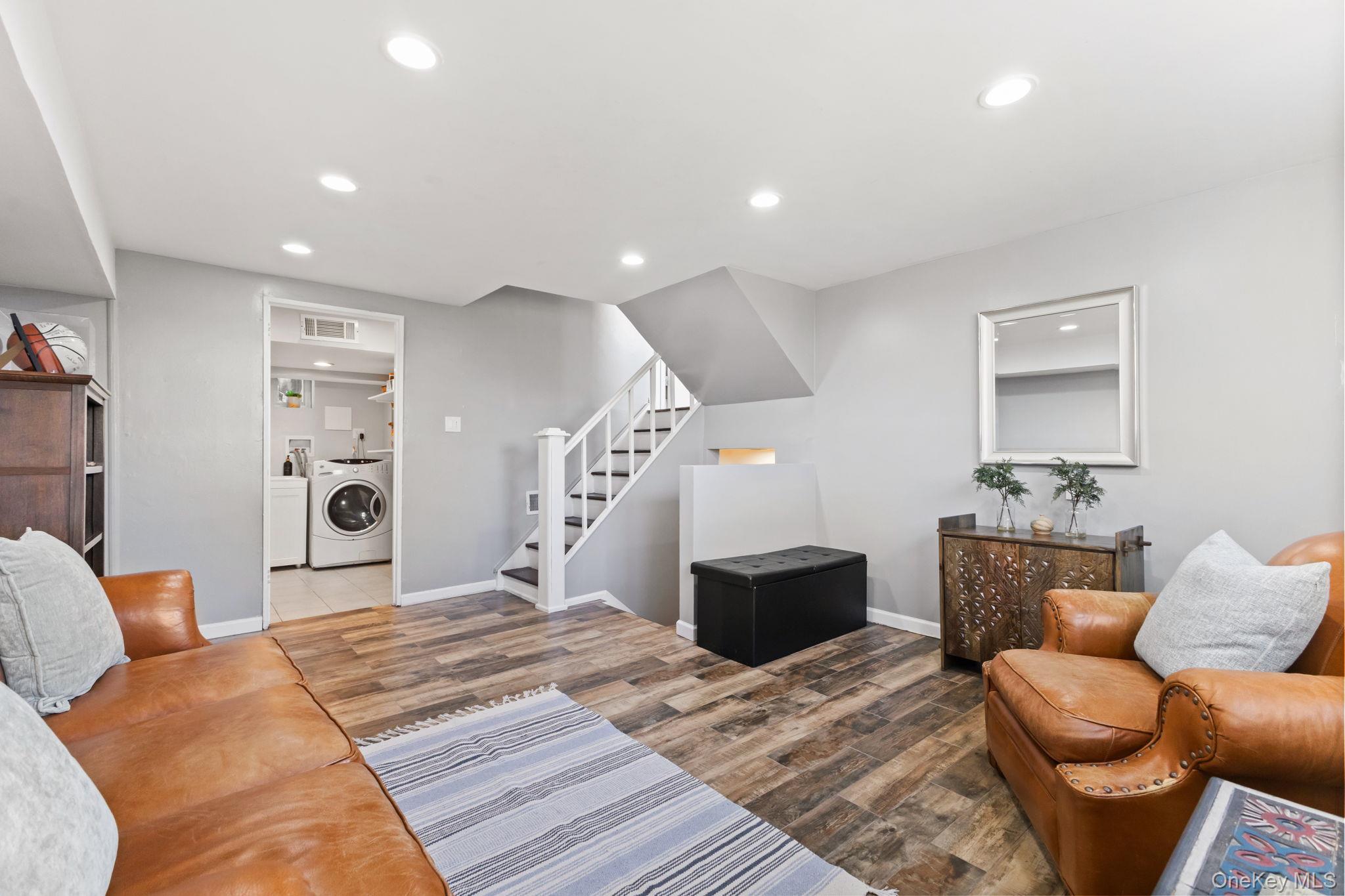 20 Wolf Road, Croton-on-Hudson, NY 10520