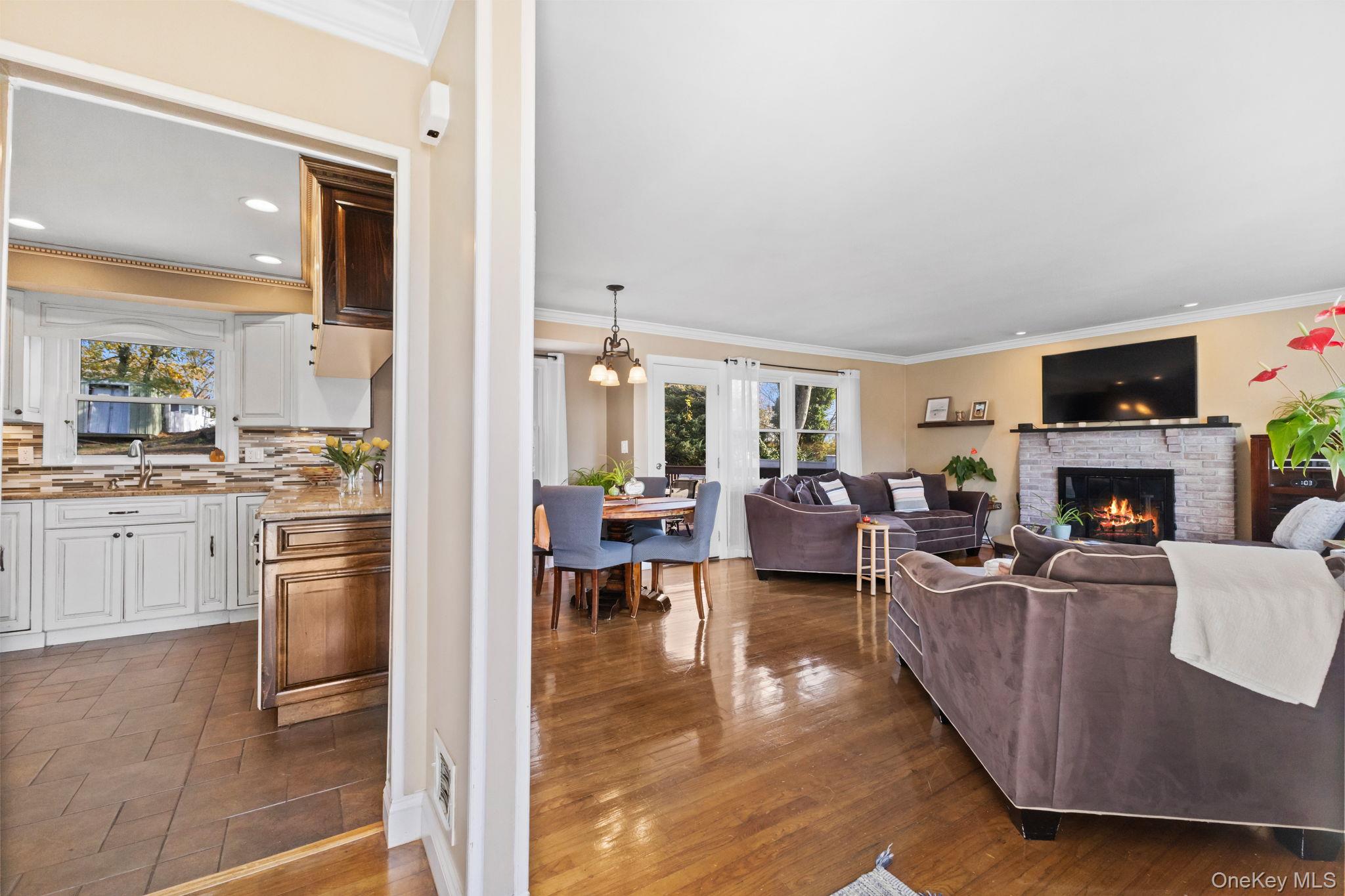 20 Wolf Road, Croton-on-Hudson, NY 10520