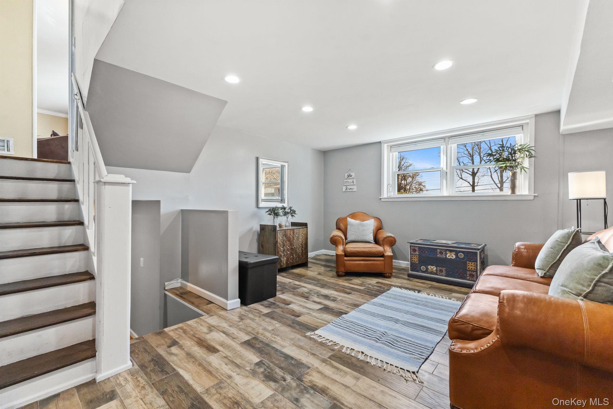 20 Wolf Road, Croton-on-Hudson, NY 10520