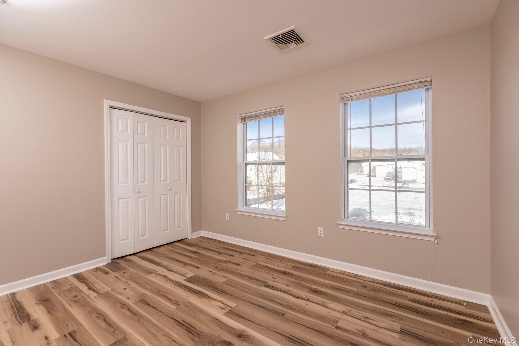 1 Lexington Way, Middletown, NY 10940