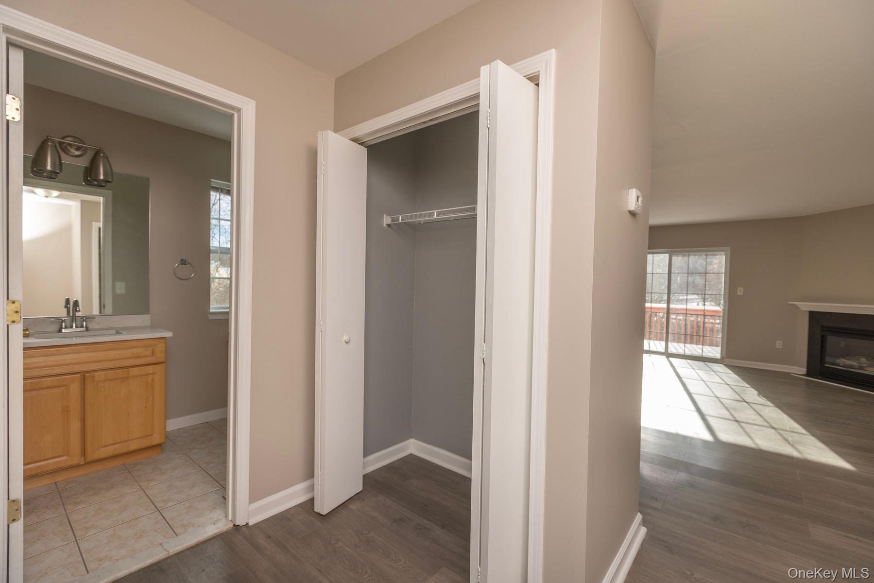 1 Lexington Way, Middletown, NY 10940