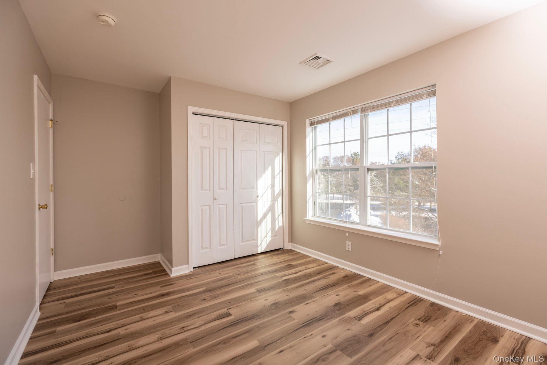 1 Lexington Way, Middletown, NY 10940