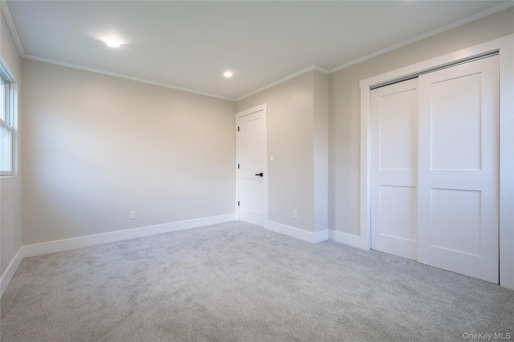 7 Howard Drive, Coram, NY 11727