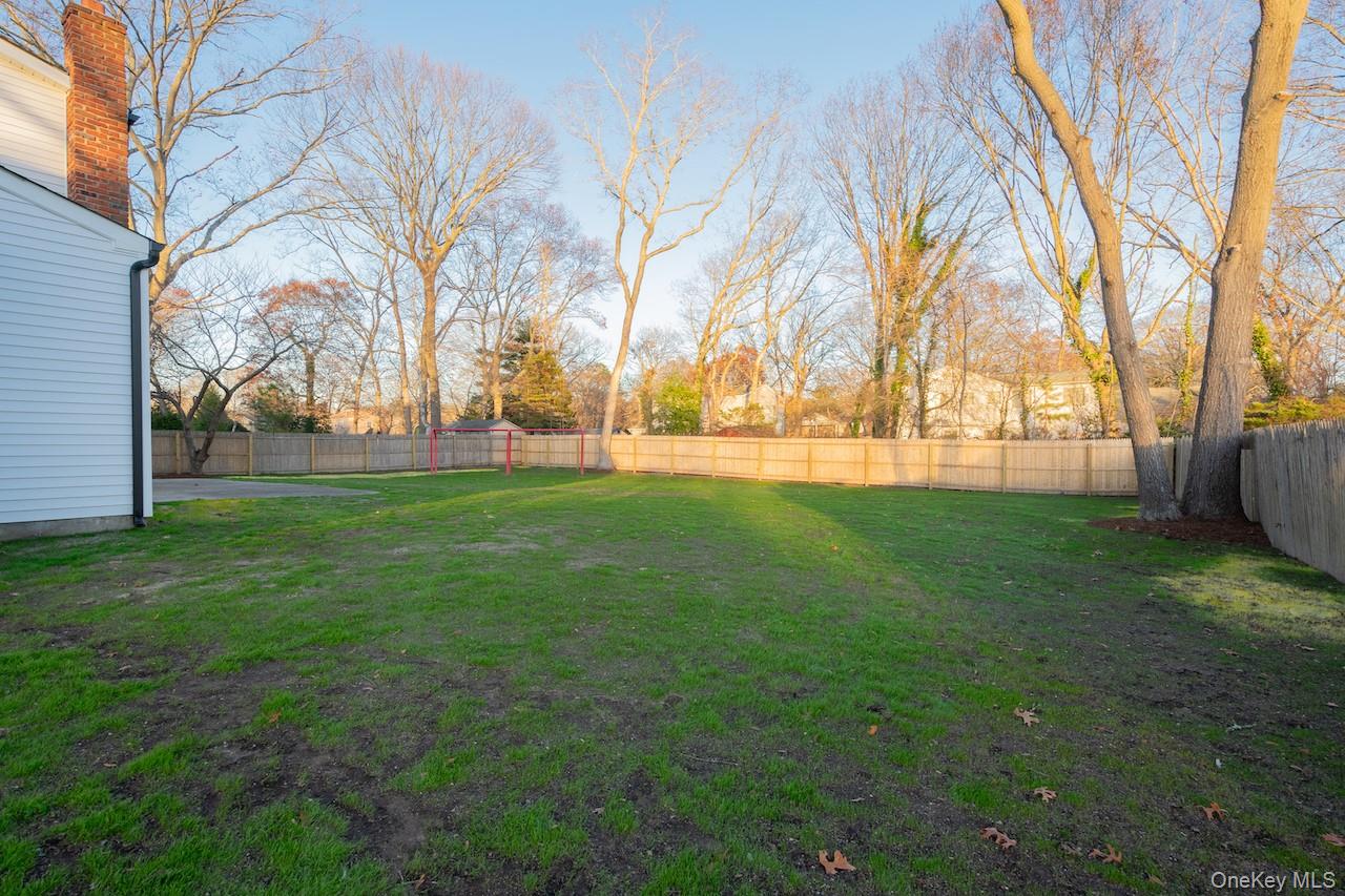 7 Howard Drive, Coram, NY 11727