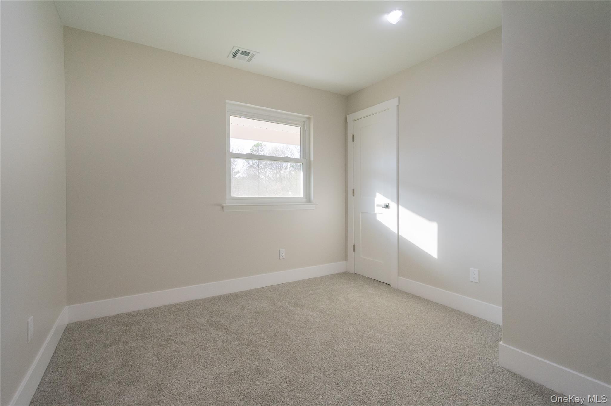 7 Howard Drive, Coram, NY 11727