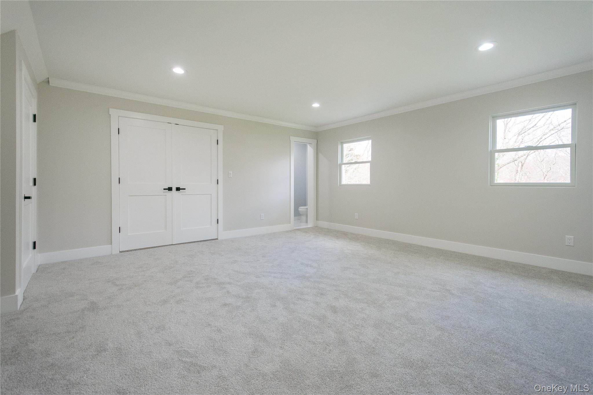 7 Howard Drive, Coram, NY 11727