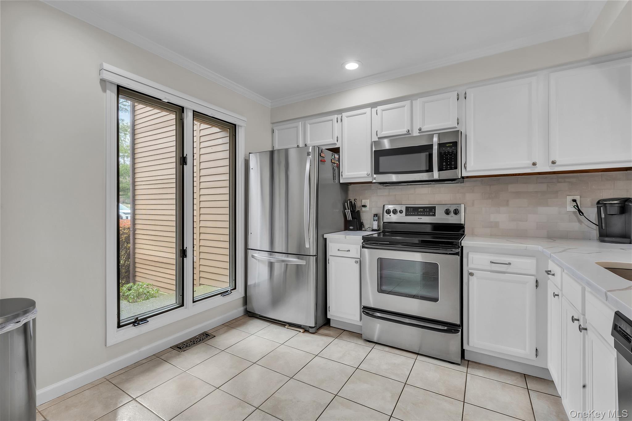 172 Ridgeview Lane, Yorktown Heights, NY 10598