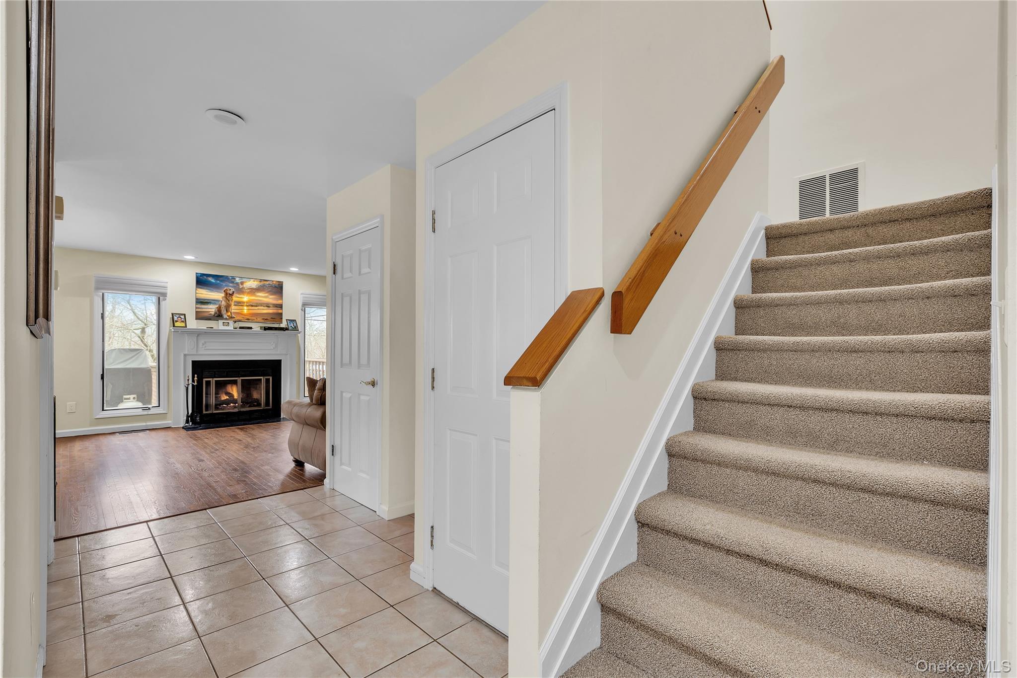 172 Ridgeview Lane, Yorktown Heights, NY 10598