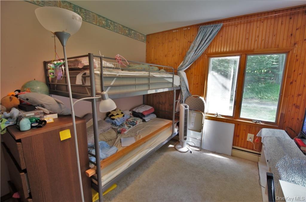 16 Woodland Road, Middletown, NY 10940