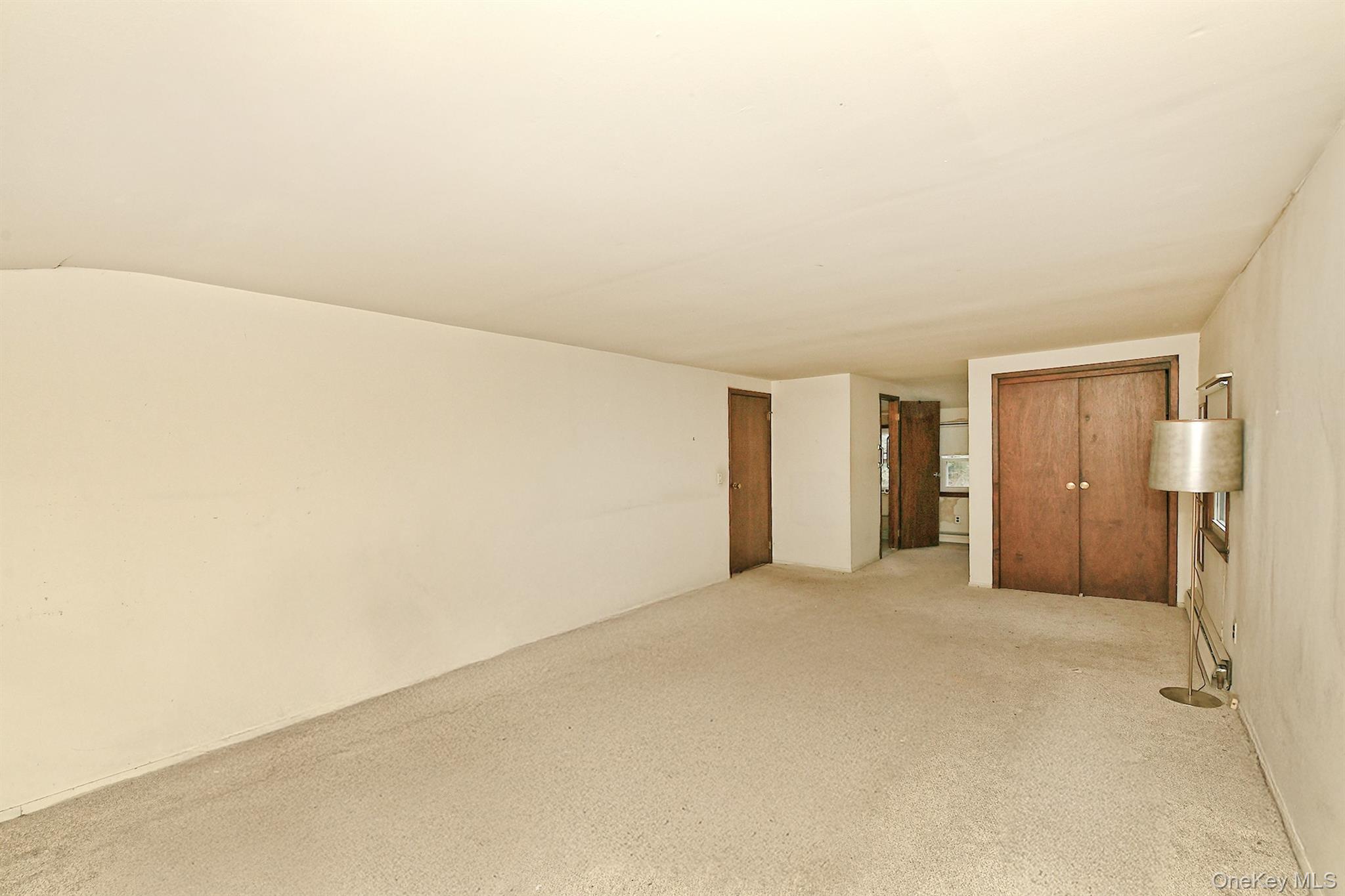 6 Duquesne Drive, Greenlawn, NY 11740