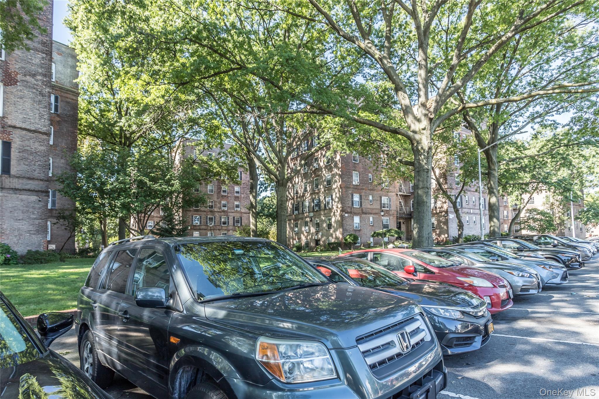 51-28 30 Avenue # #3, Woodside, NY 11377