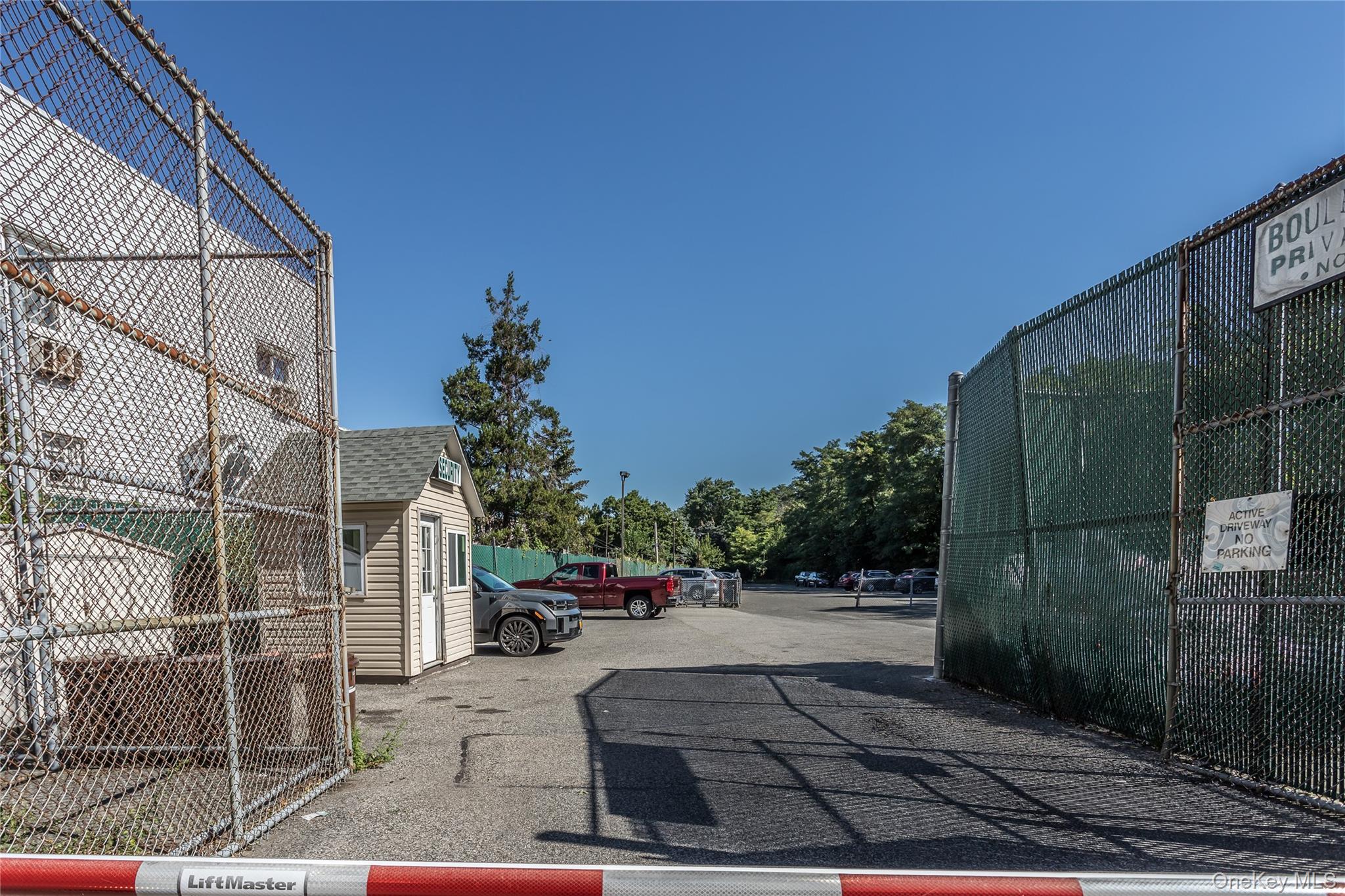 51-28 30 Avenue # #3, Woodside, NY 11377