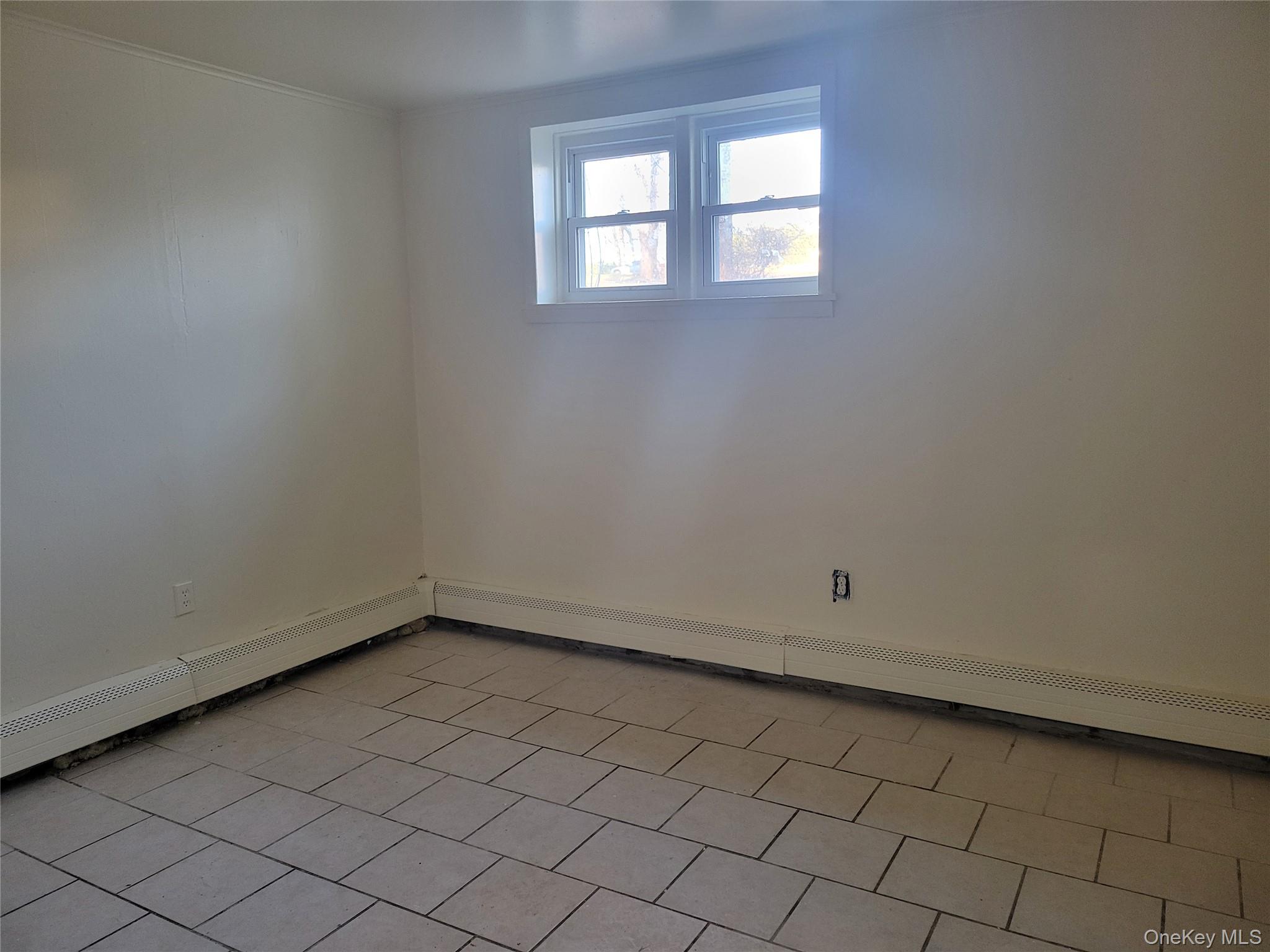 3479 Lexington Avenue # L8, Mohegan Lake, NY 10547