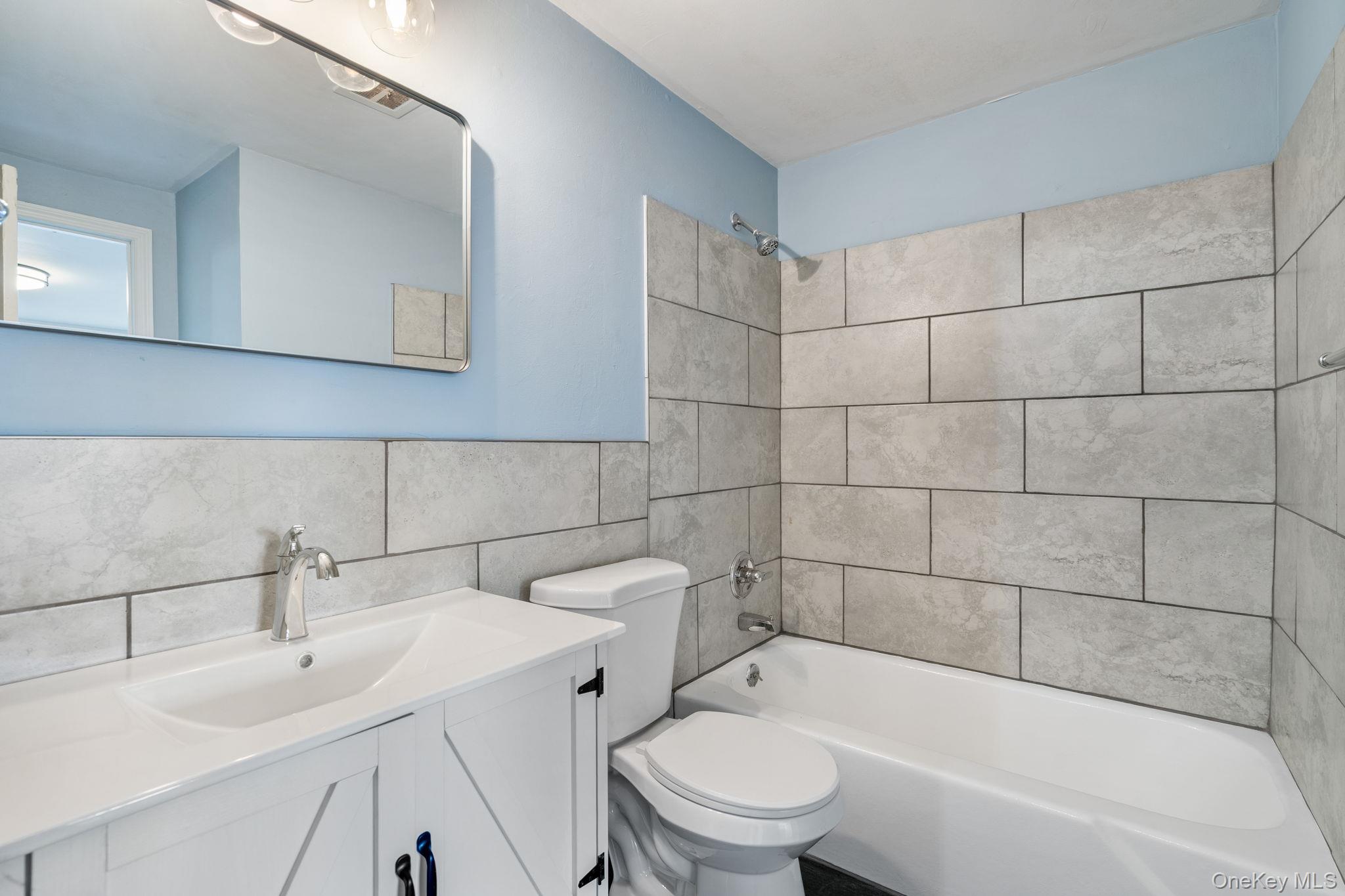 4 Palmer Court, Maybrook, NY 12543