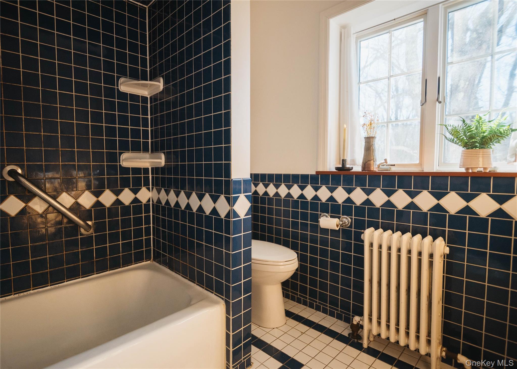 18 Mountainview Avenue, Rosendale, NY 12472