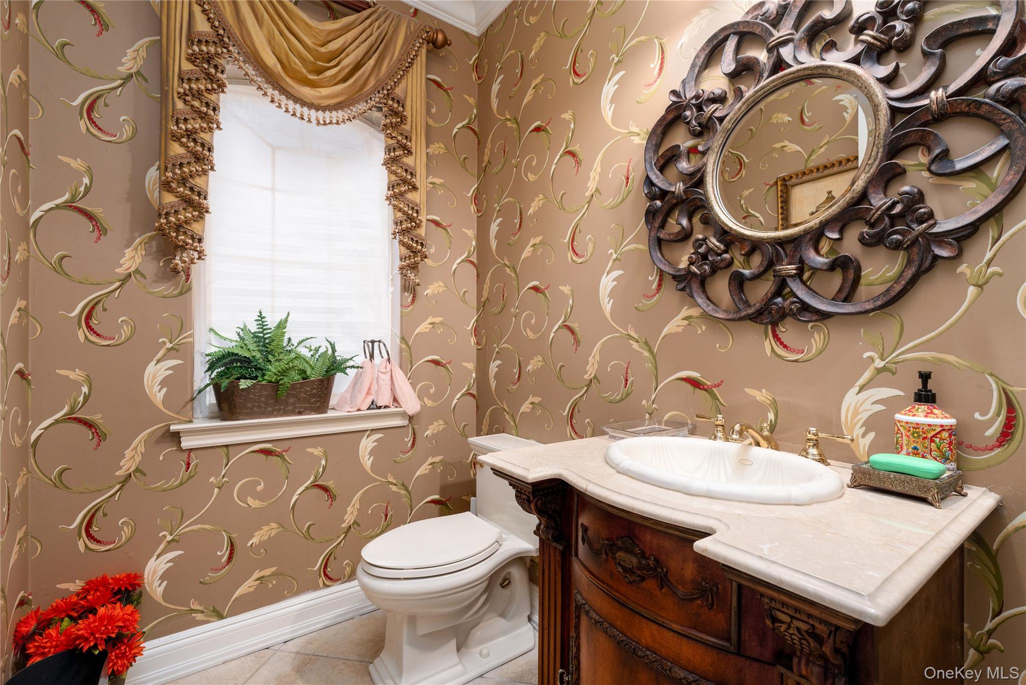 19 Hamlet Woods Drive, Saint James, NY 11780