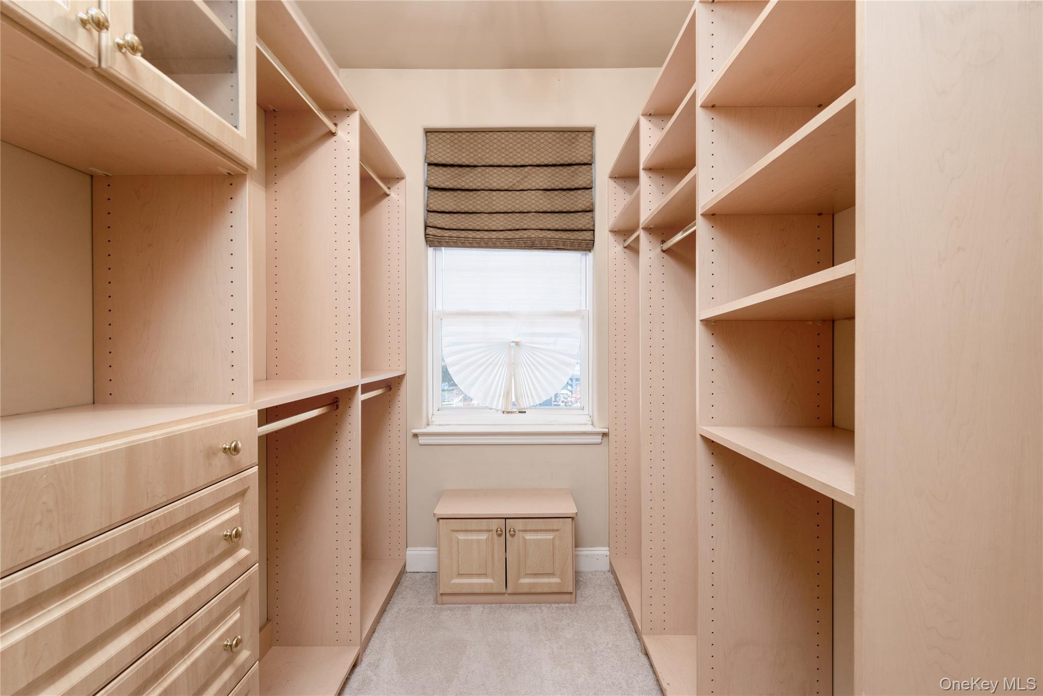 19 Hamlet Woods Drive, Saint James, NY 11780