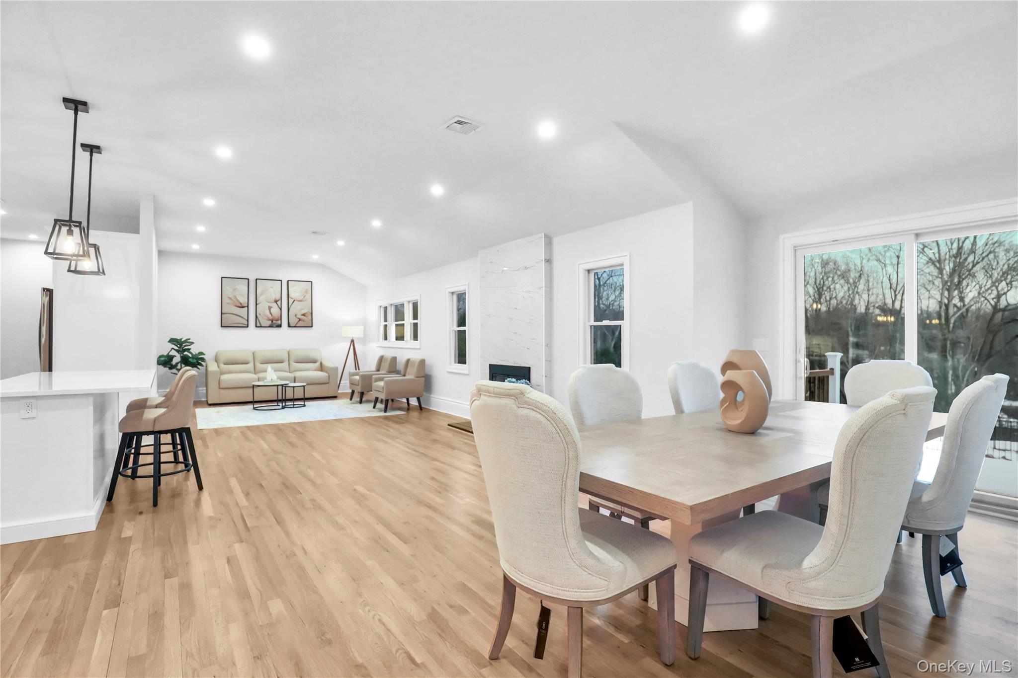 9 Susan Lane, Dix Hills, NY 11746