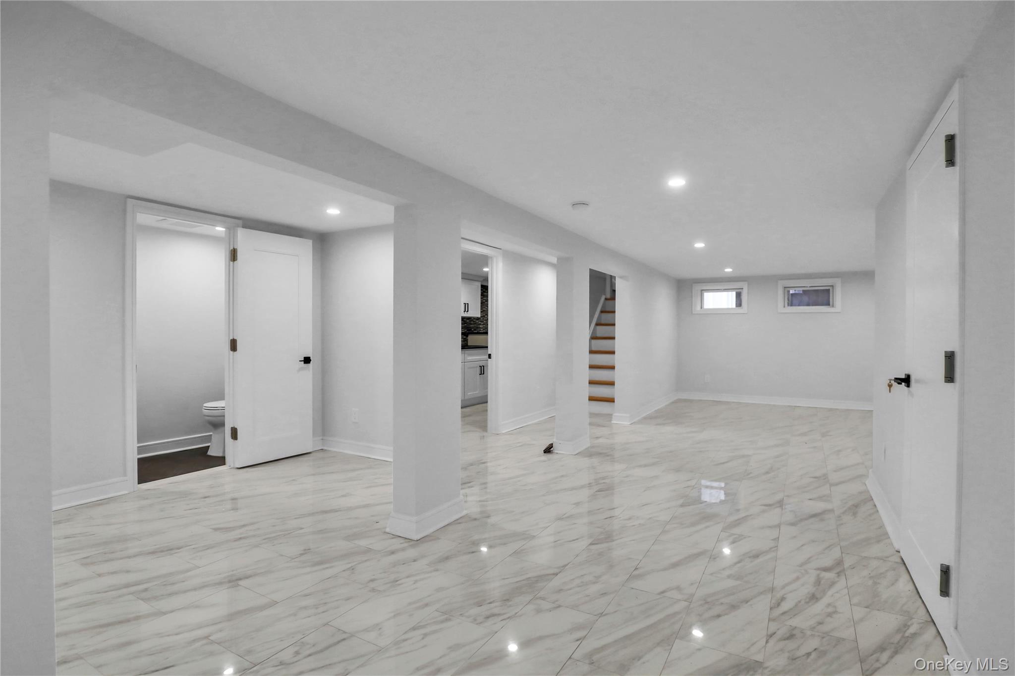 9 Susan Lane, Dix Hills, NY 11746