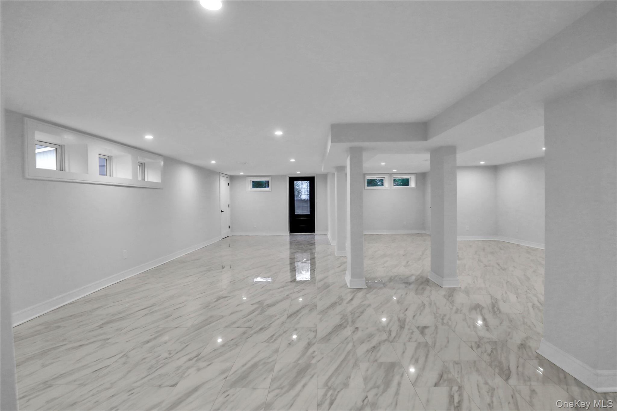 9 Susan Lane, Dix Hills, NY 11746