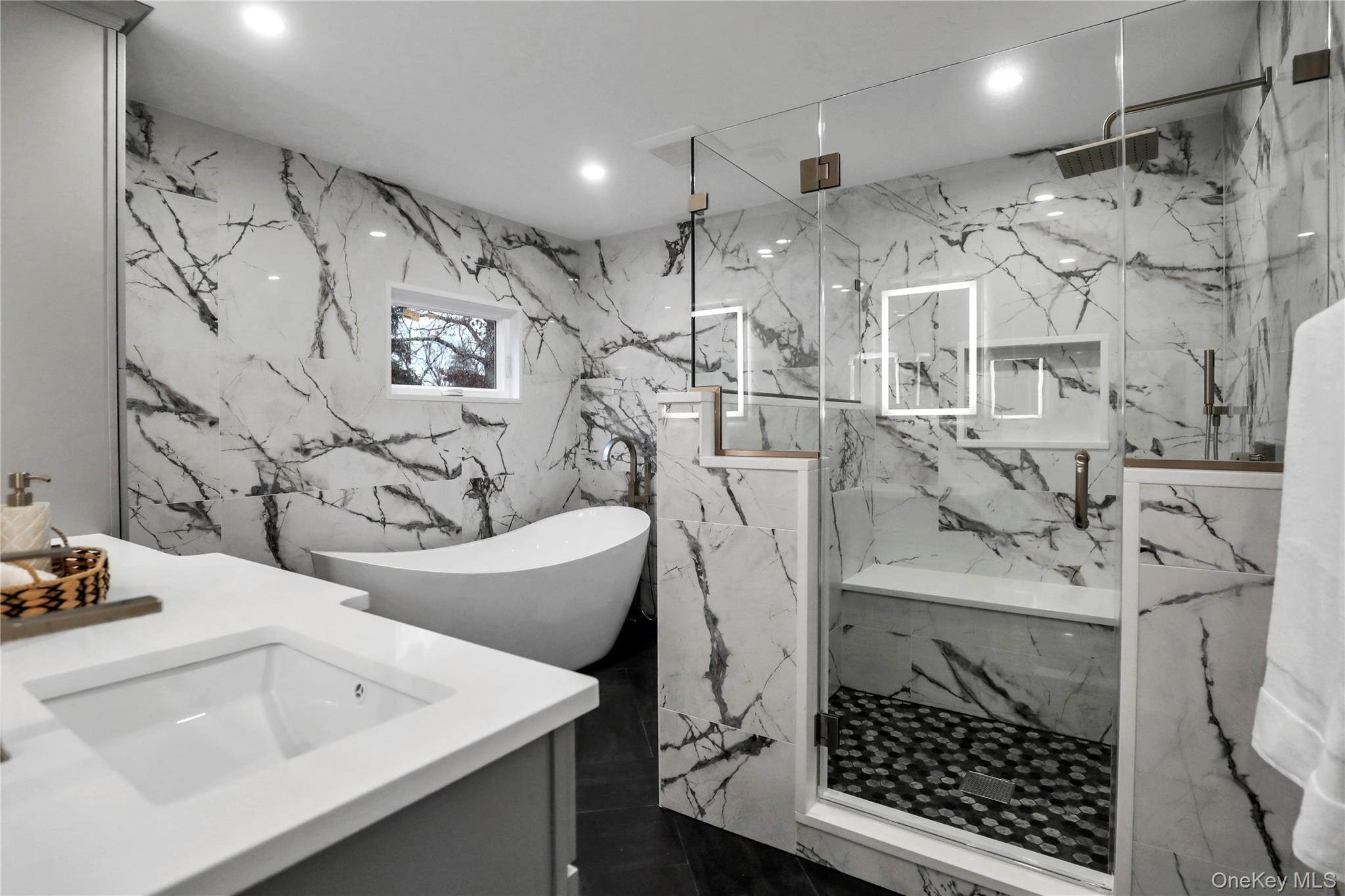 9 Susan Lane, Dix Hills, NY 11746