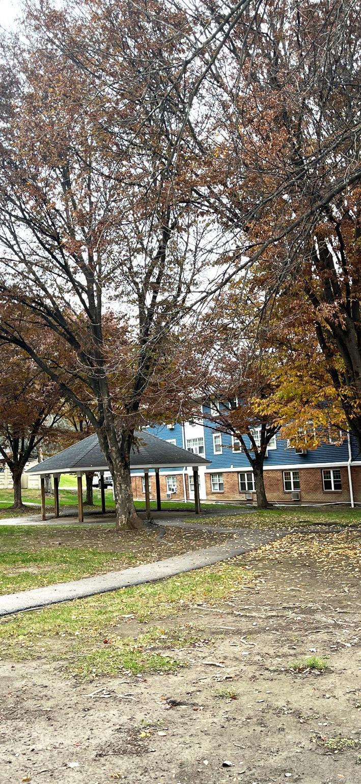 1403 Barclay Manor # 14C, Newburgh, NY 12550