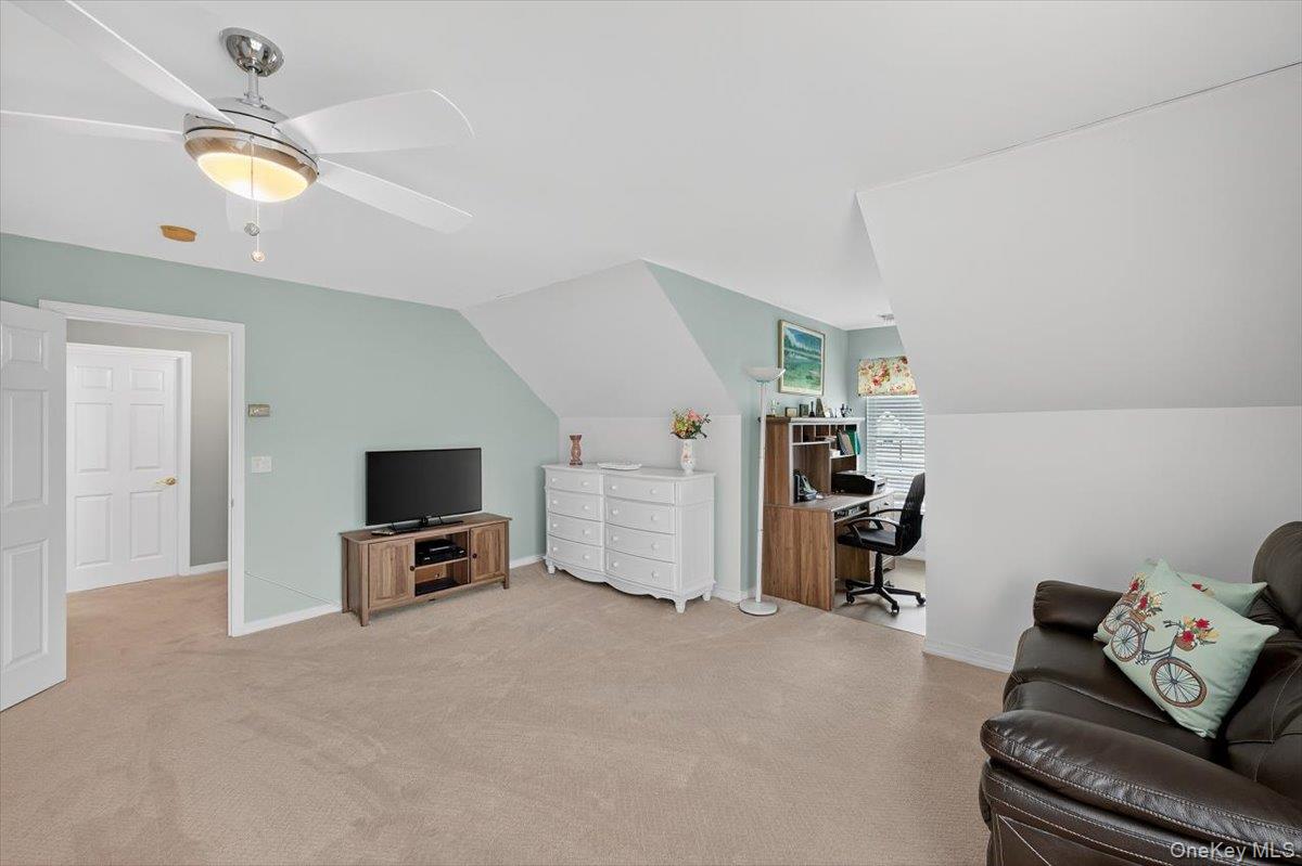 41 Golden Spruce Drive, Calverton, NY 11933