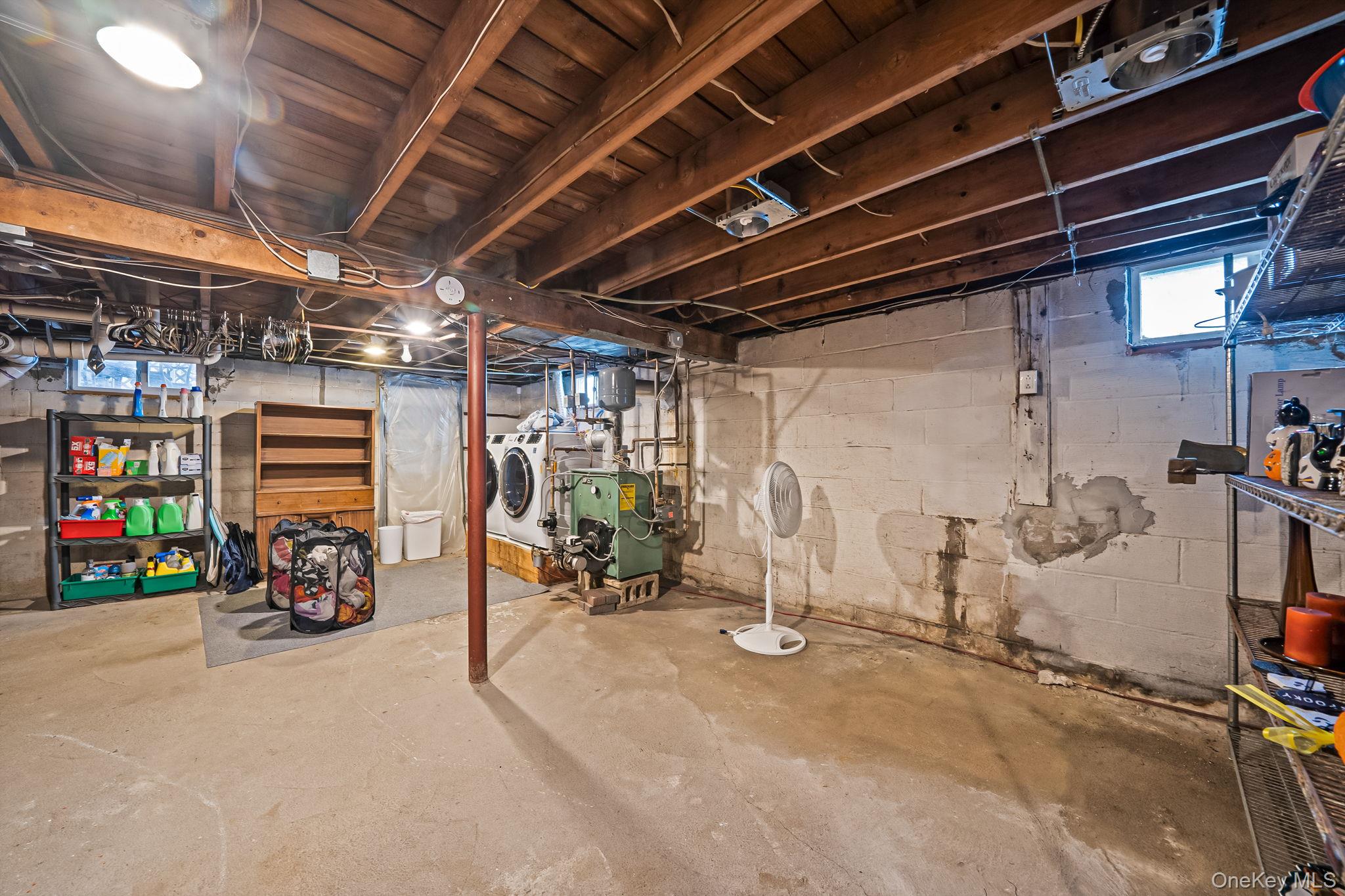 32 Rockledge Drive, Shirley, NY 11967