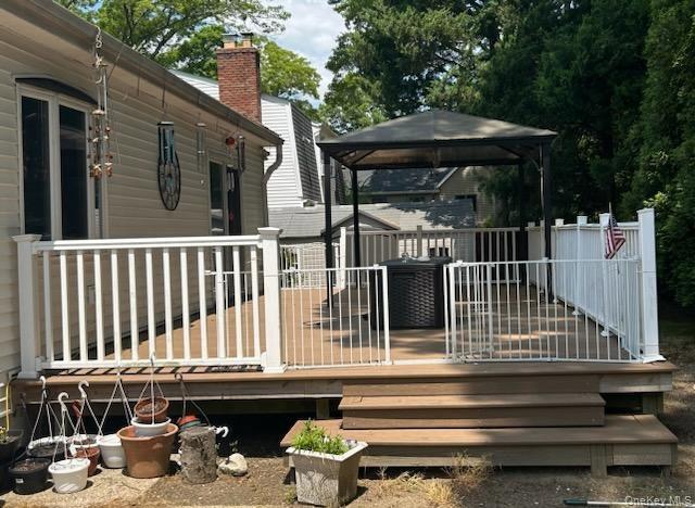 11 Calvert Avenue, Ronkonkoma, NY 11779