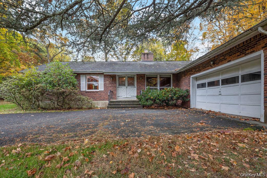 5 Steinway Court, Suffern, NY 10901