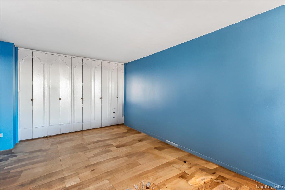 110-11 Queens Boulevard # 31L, Forest Hills, NY 11375