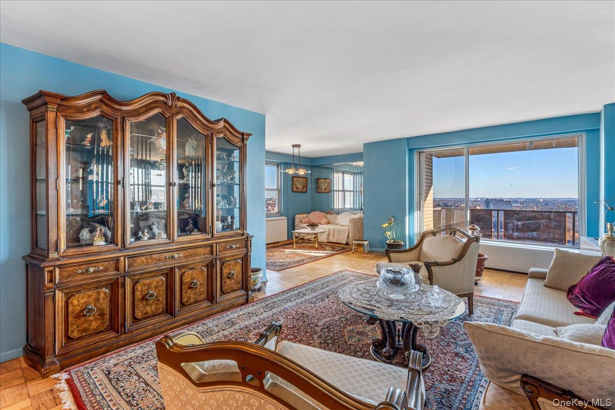 110-11 Queens Boulevard # 31L, Forest Hills, NY 11375